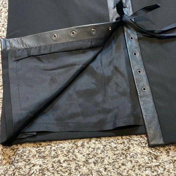 🆕 BCBGMaxAzria Black Knee Pencil Skirt with Leather & Shoe Lace Tie - Picture 5 of 9